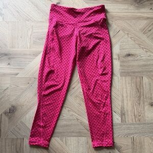 Vineyard Vines Vibrant Pink Textured Leggings